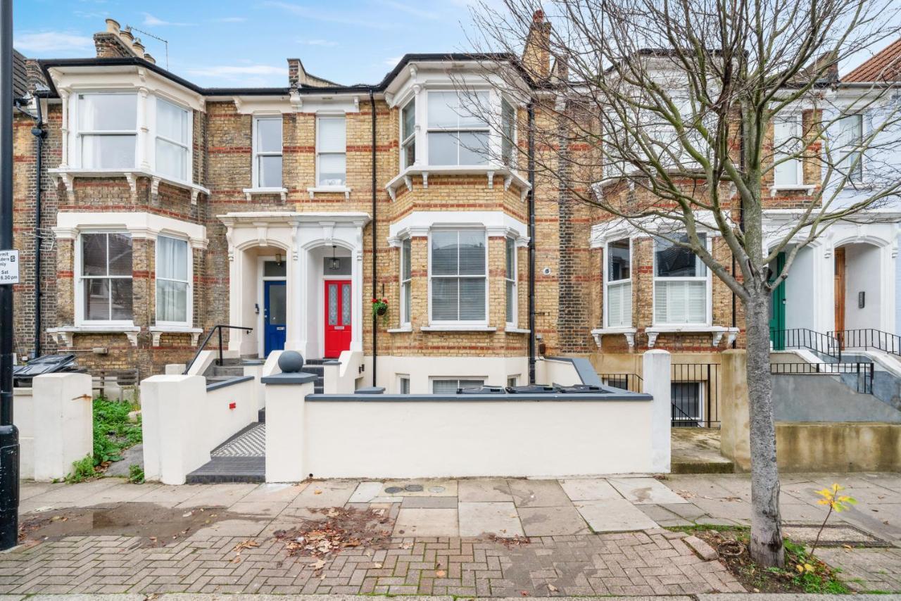 Ickburgh Road Guesthouse London Bagian luar foto